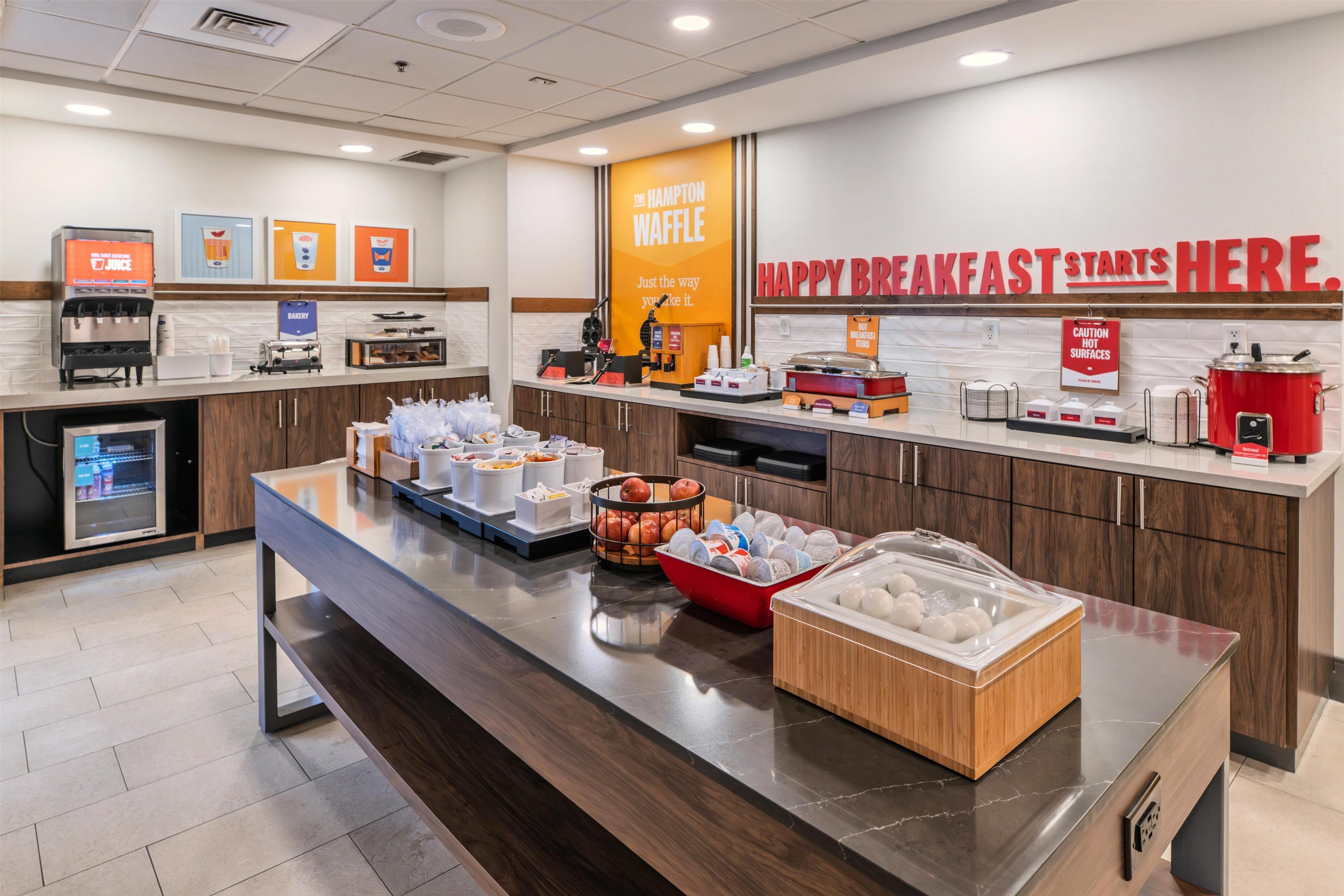 Breakfast Area | Hampton Inn Jasper