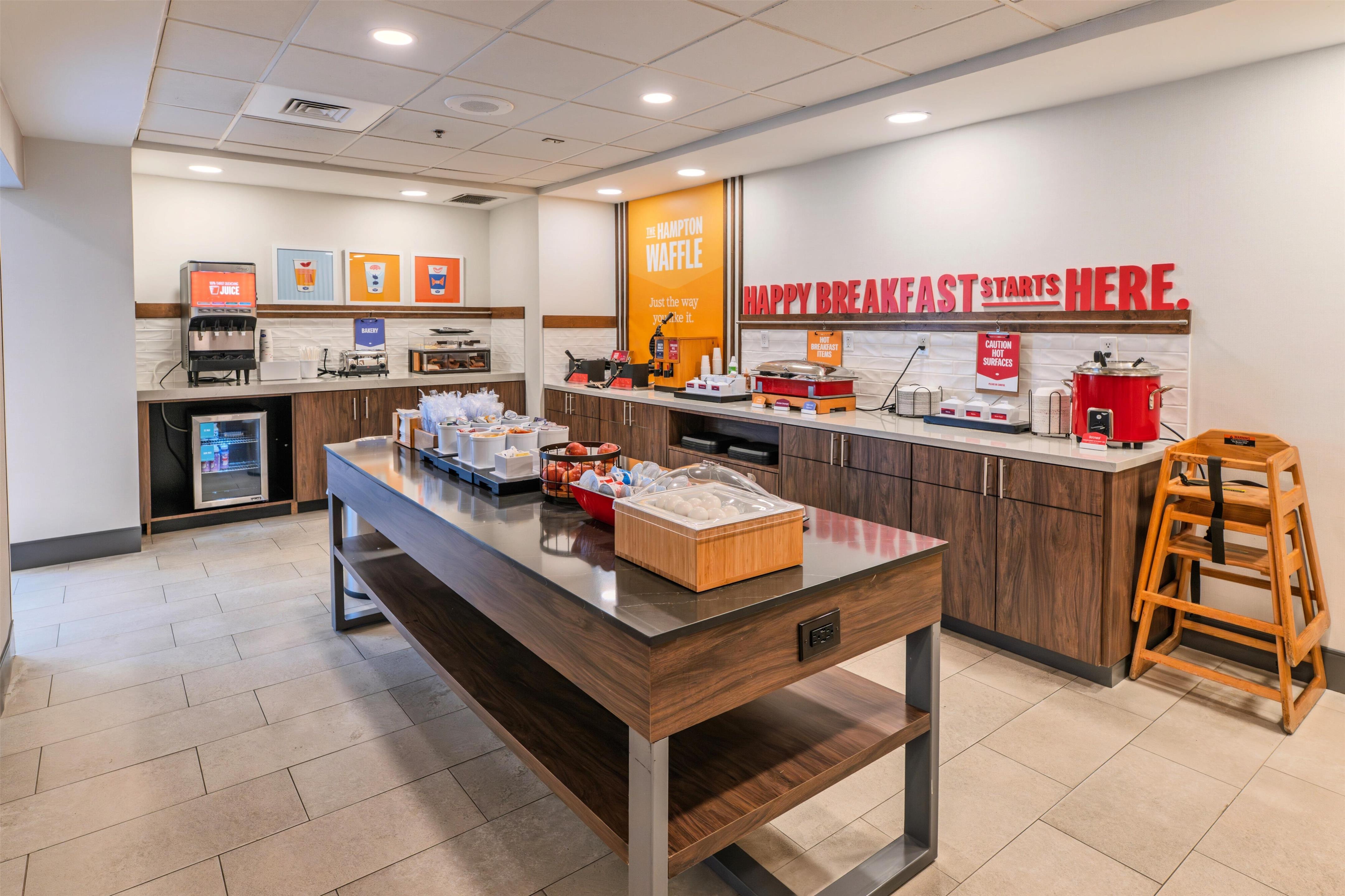 Breakfast Area | Hampton Inn Jasper