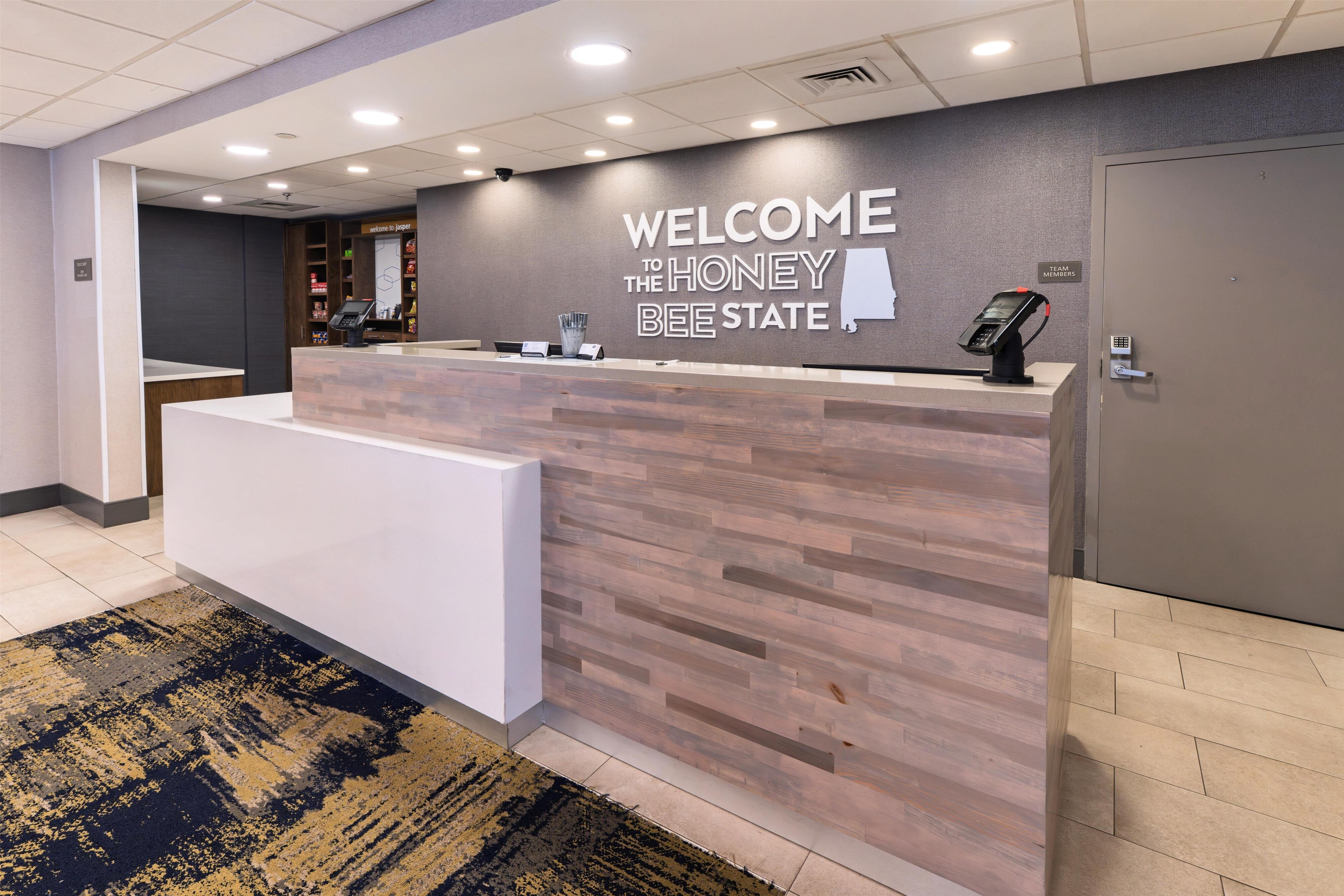 Reception | Hampton Inn Jasper