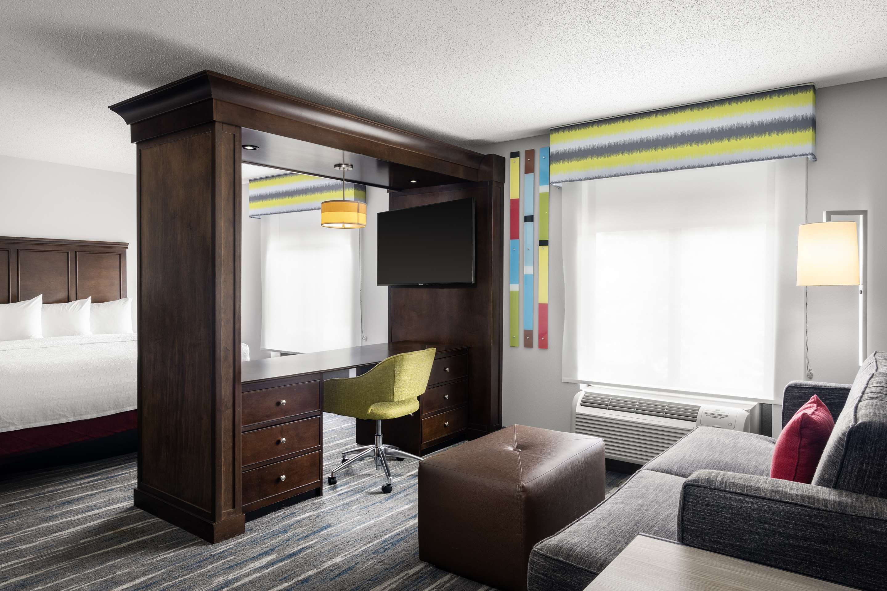 Guest room
