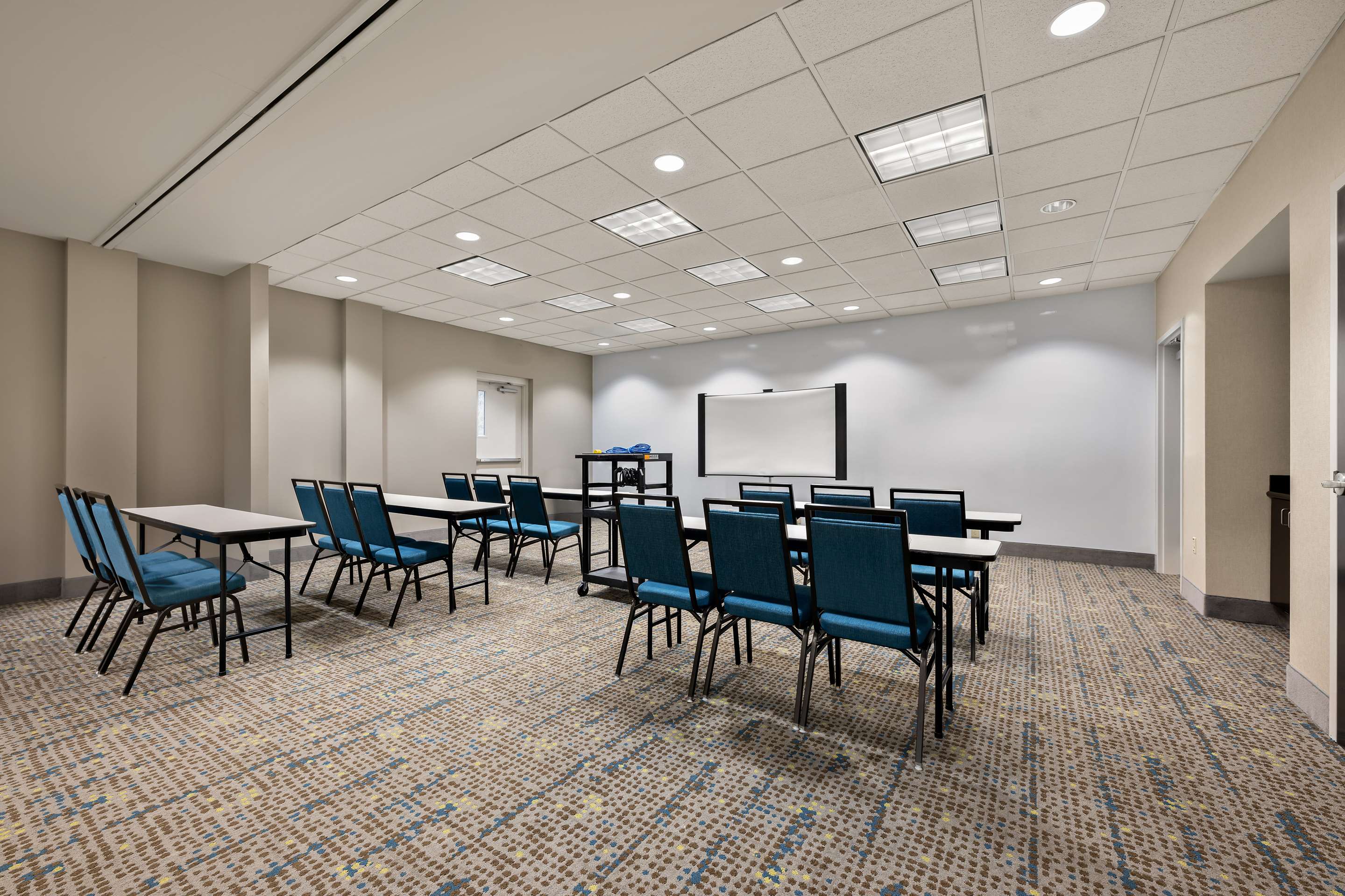 Meeting Room | Hampton Inn Birmingham Leeds