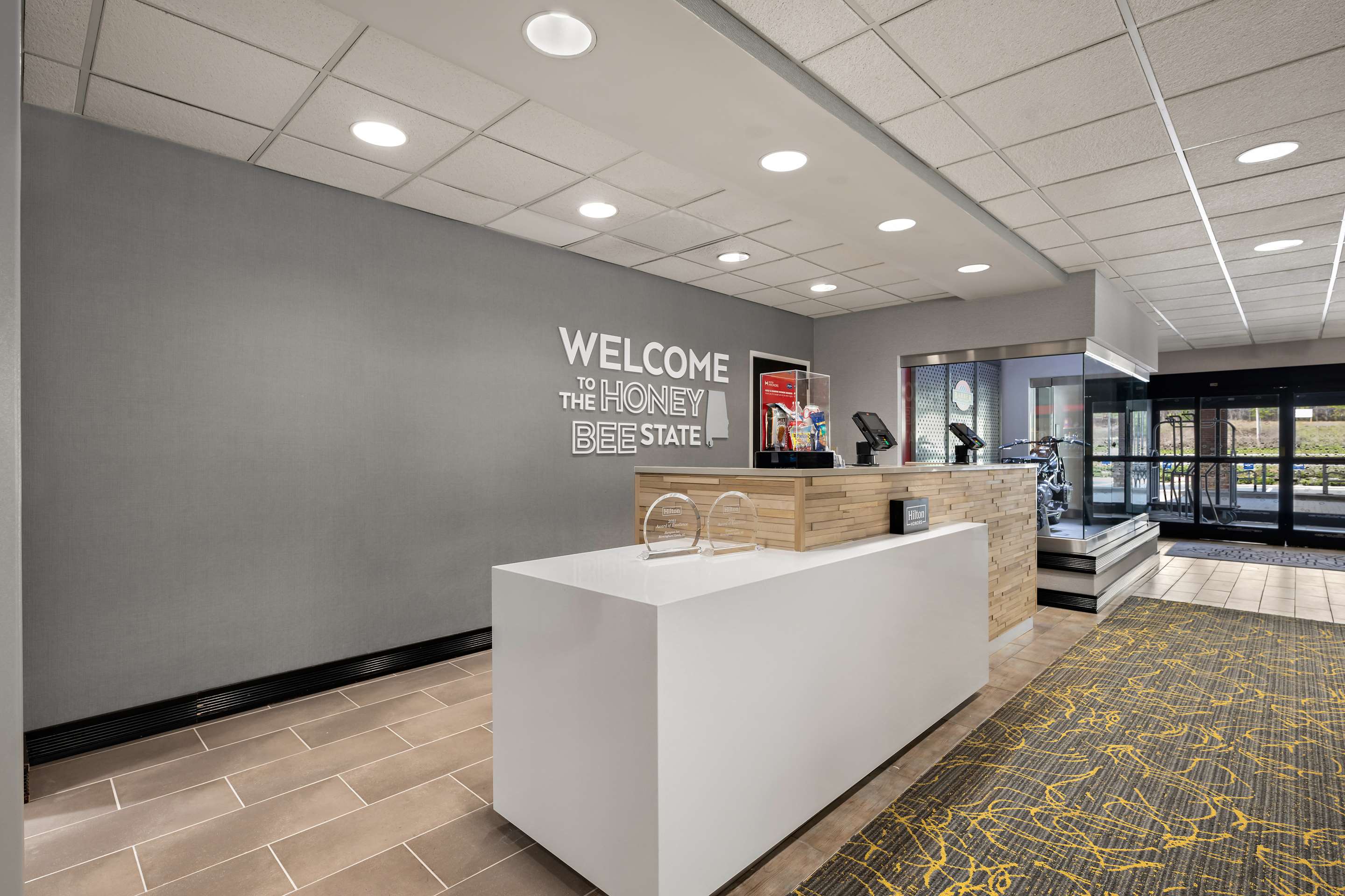 Lobby | Hampton Inn Birmingham Leeds