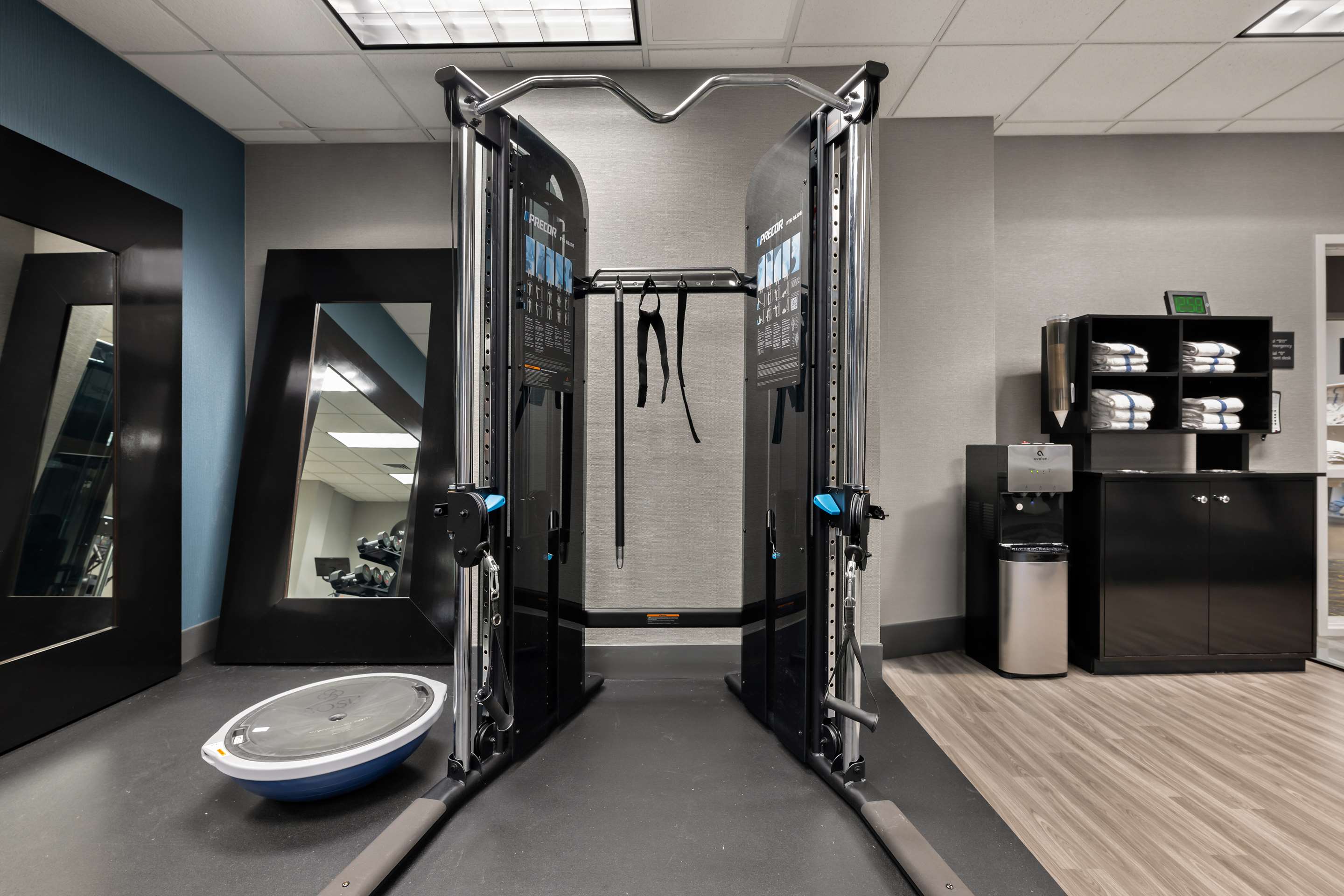 Health club fitness center gym | Hampton Inn Birmingham Leeds
