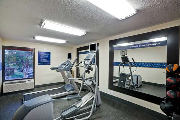 Fitness/ Exercise Room - Hampton Inn Mountain Brook Birmingham