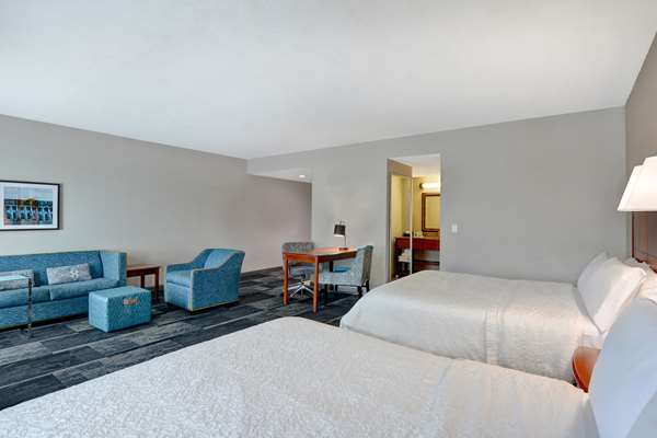  - Hampton Inn & Suites Hoover - I-459, Exits 13 & 13A