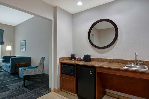 - Hampton Inn & Suites Hoover - I-459, Exits 13 & 13A