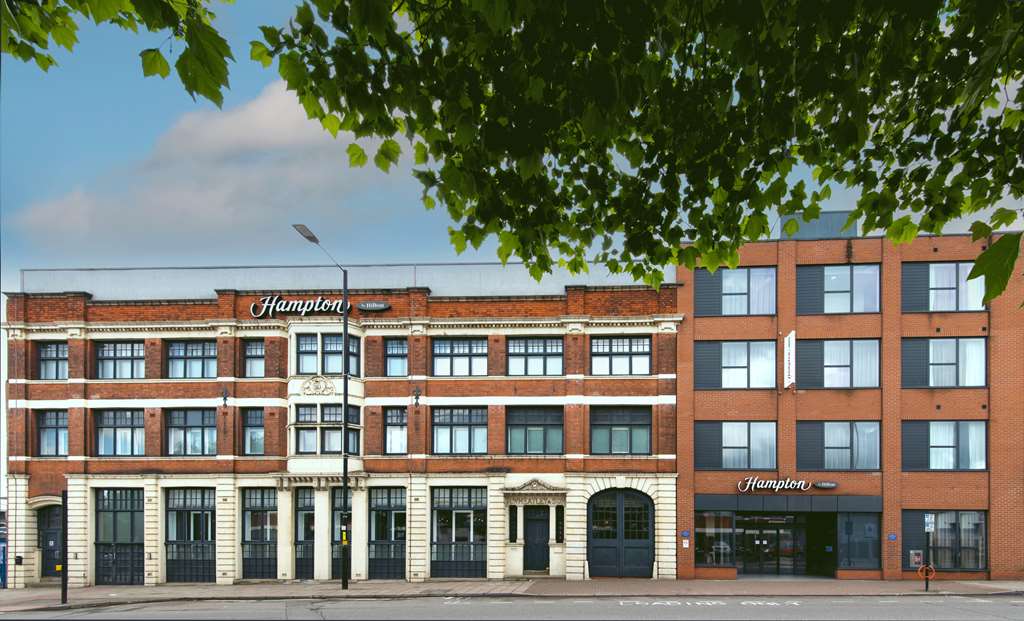 Hampton by Hilton Birmingham Jewellery