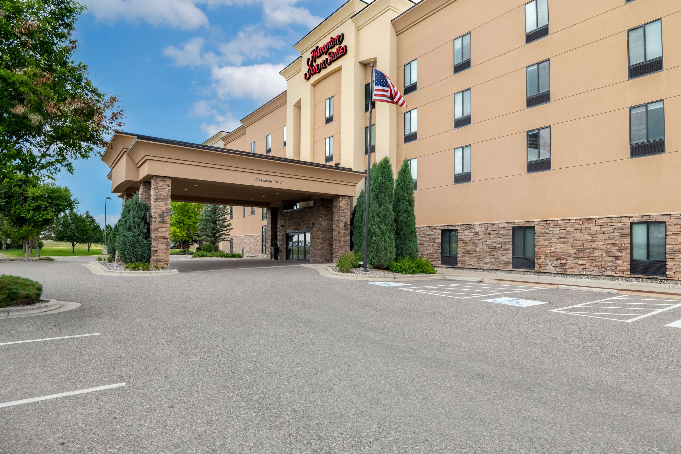 Exterior | Hampton Inn & Suites Billings West I-90