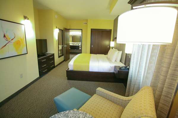  - DoubleTree by Hilton Hotel Bemidji
