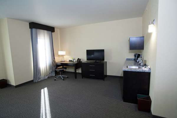  - DoubleTree by Hilton Hotel Bemidji