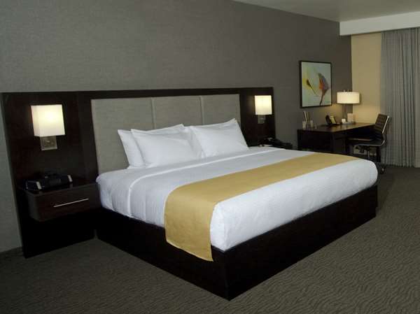  - DoubleTree by Hilton Hotel Bemidji