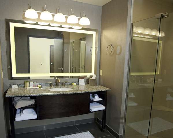 - DoubleTree by Hilton Hotel Bemidji
