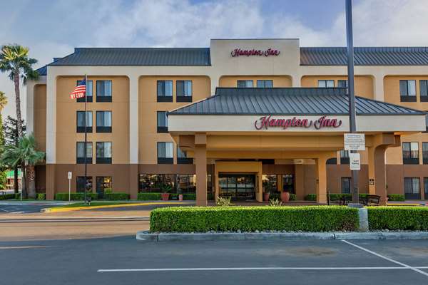 Exterior view - Hampton Inn Bakersfield