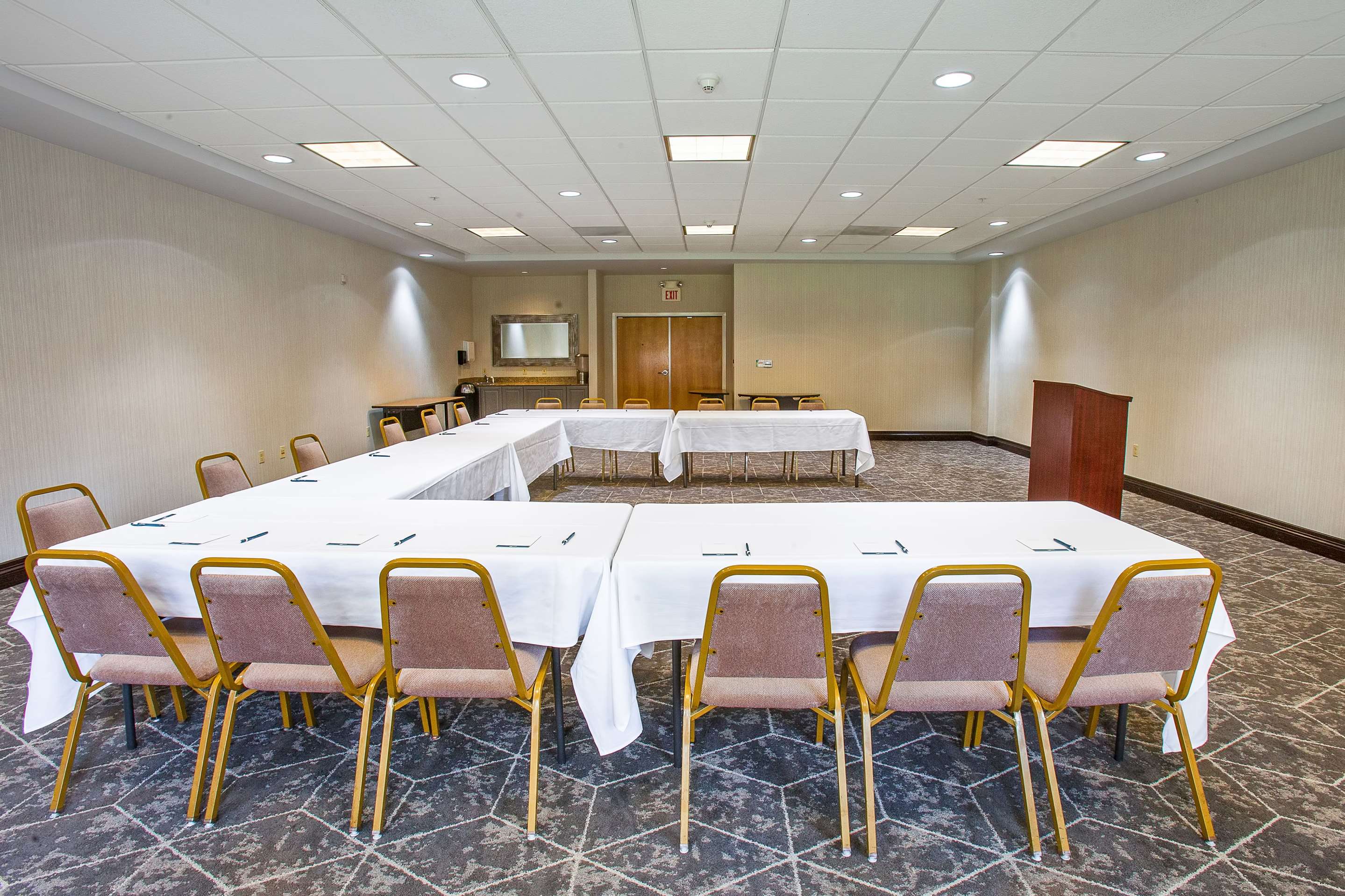 Meeting Room | Homewood Suites by Hilton Bakersfield