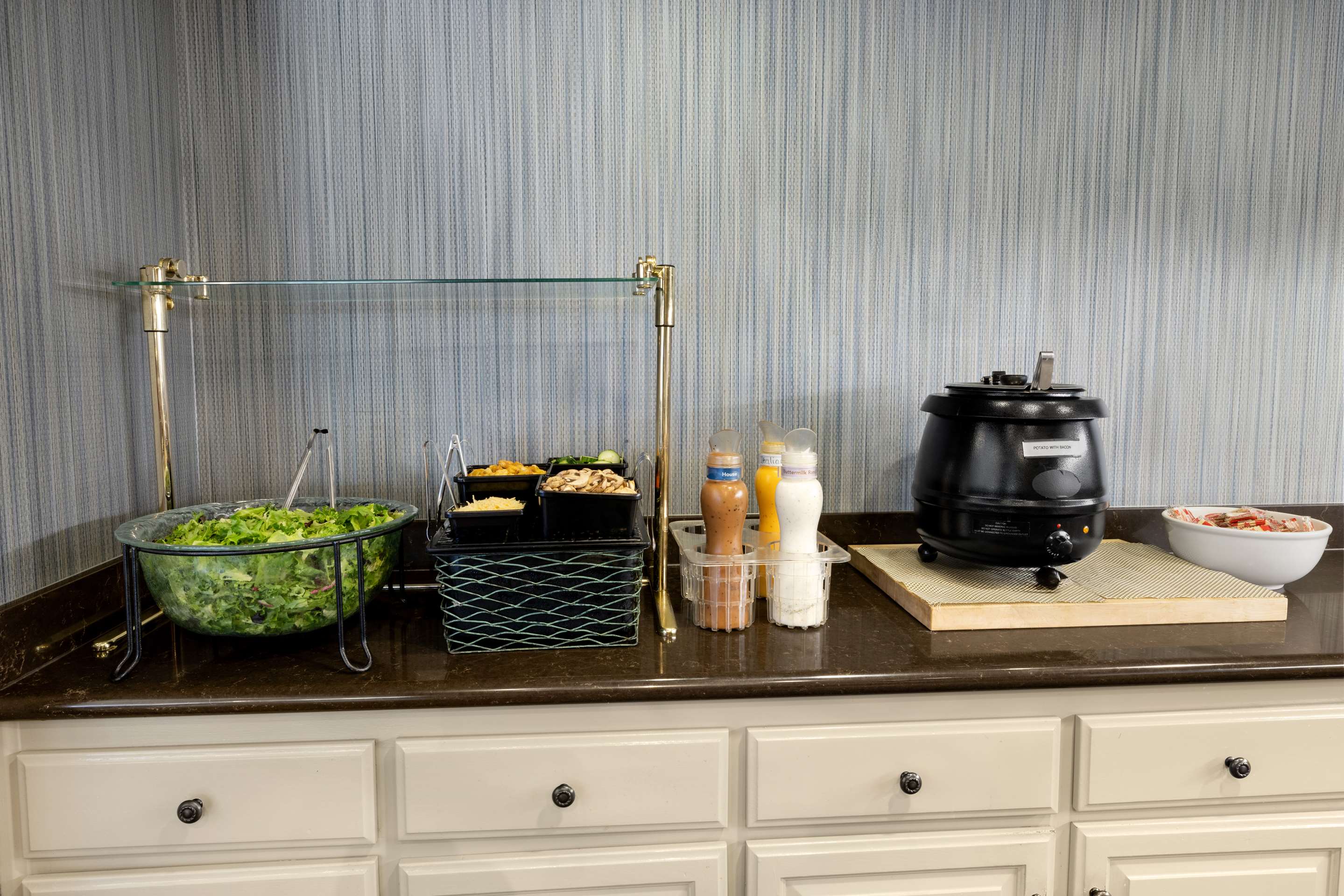 Restaurant | Homewood Suites by Hilton Bakersfield
