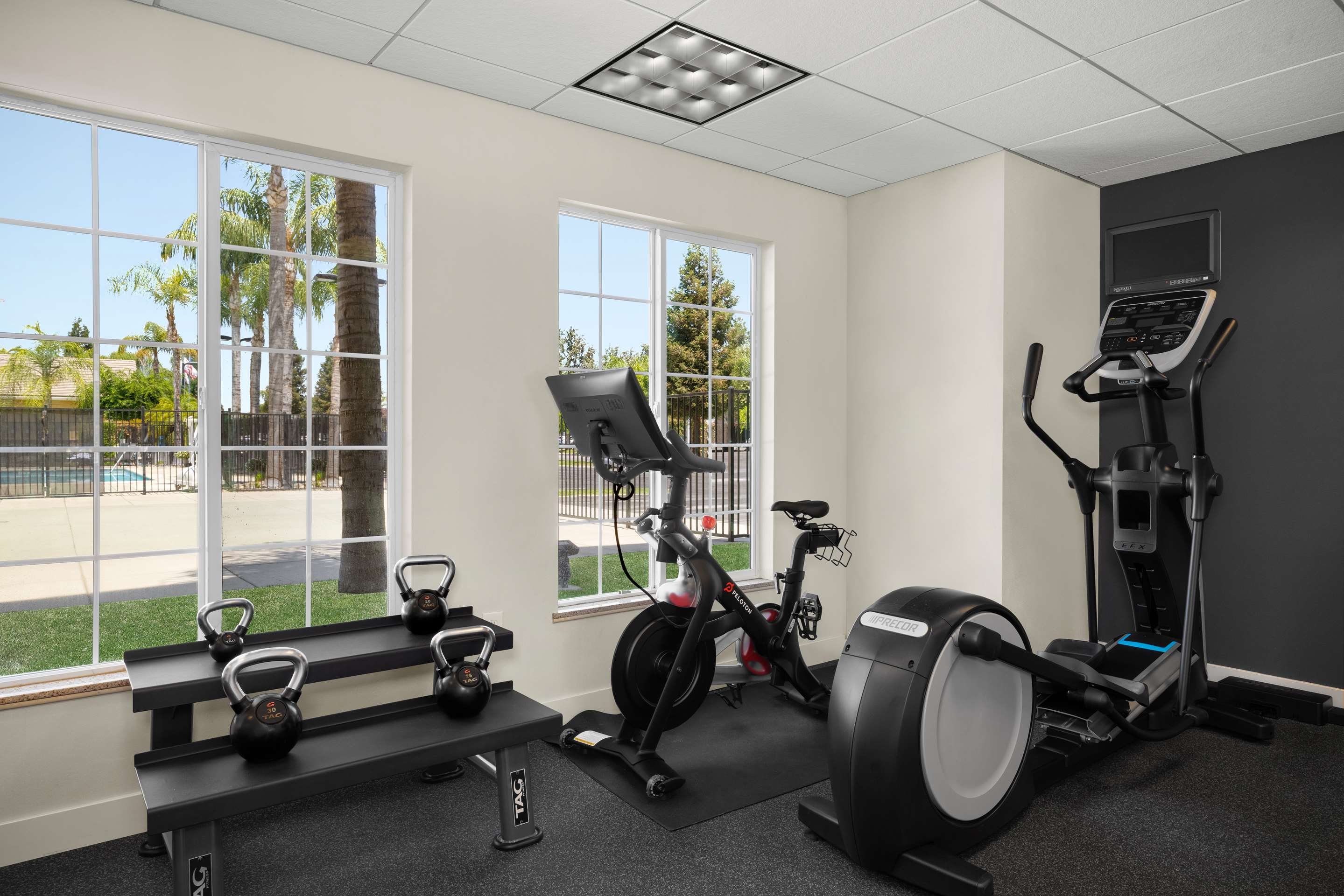 Health club fitness center gym | Homewood Suites by Hilton Bakersfield