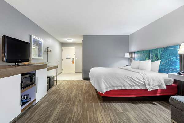  - Hampton Inn Brookhaven - I-55, Exit 40