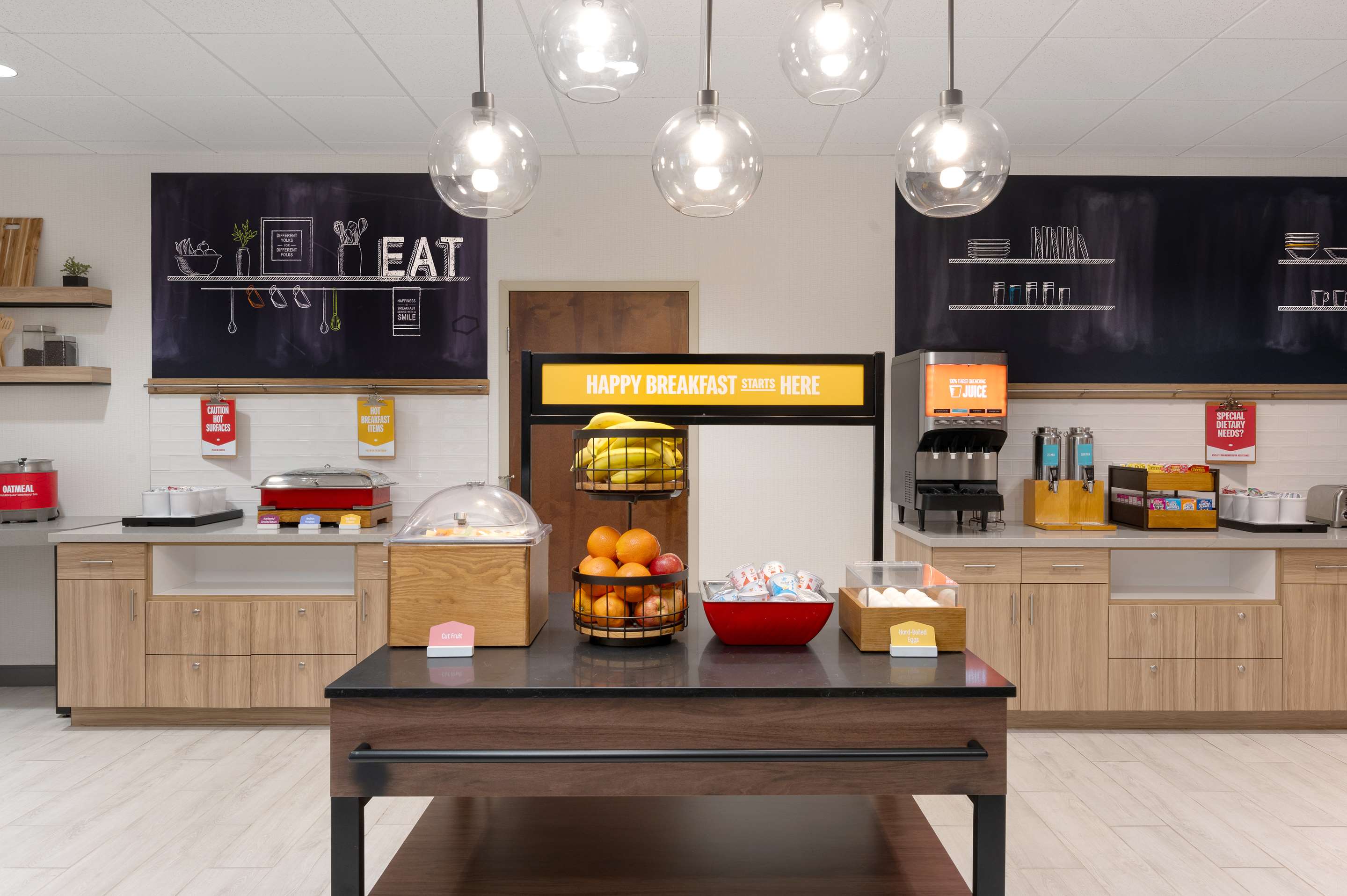 Breakfast Area | Hampton Inn Bloomsburg