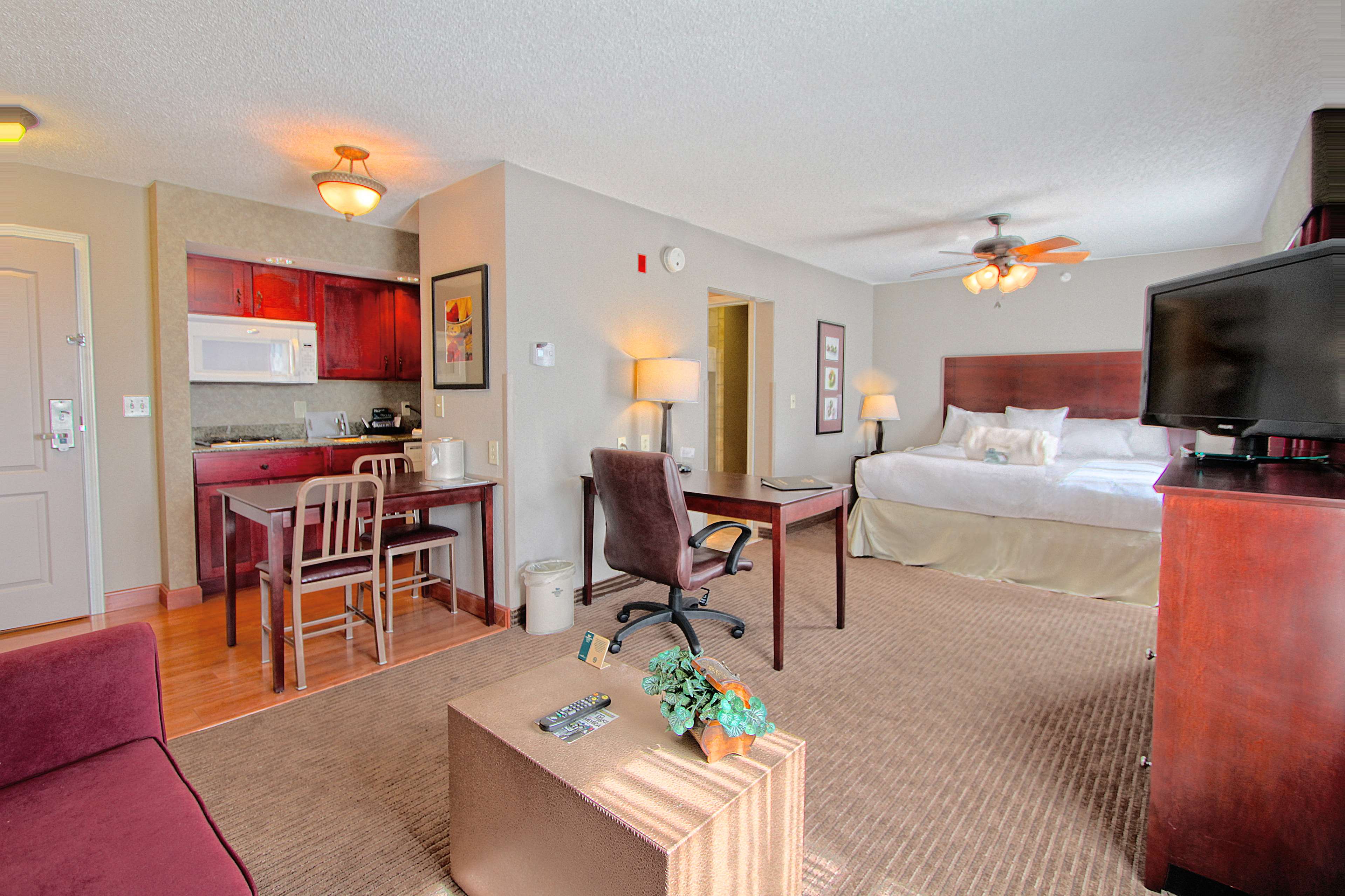 Homewood Suites by Hilton Bloomington Room Type - 1KG MOB HR ACC TUB STUD NS