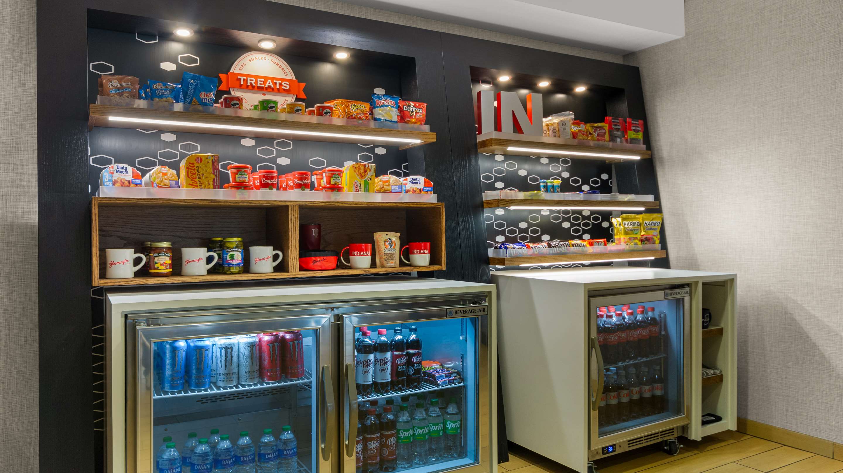 Restaurant | Hampton Inn Bloomington