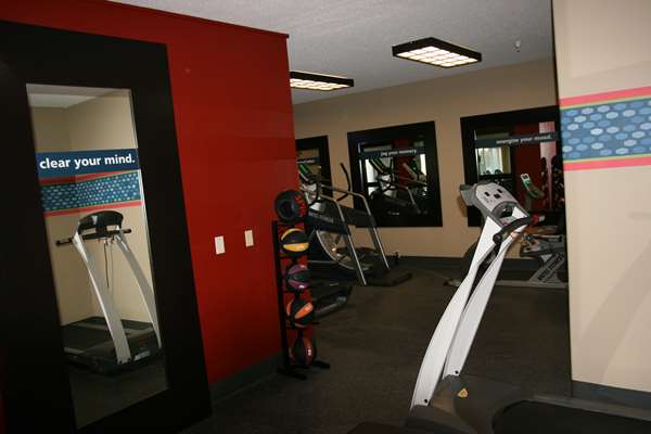 Fitness/ Exercise Room - Hampton Inn West Bloomington - I-55 & I-74, Exit 160