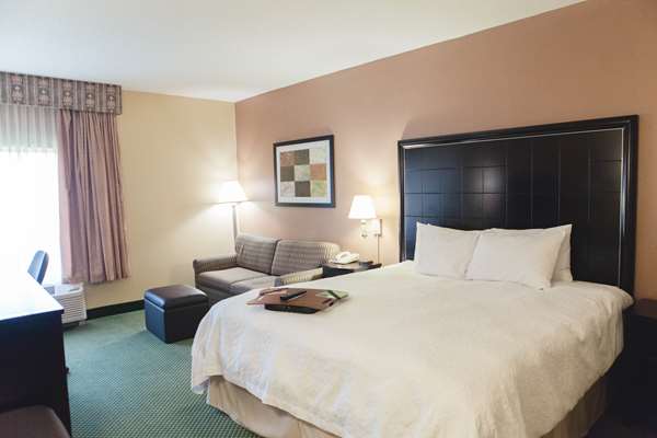  - Hampton Inn West Bloomington - I-55 & I-74, Exit 160