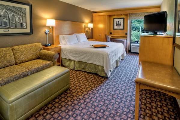  - Hampton Inn Brentwood - I-65, Exit 74