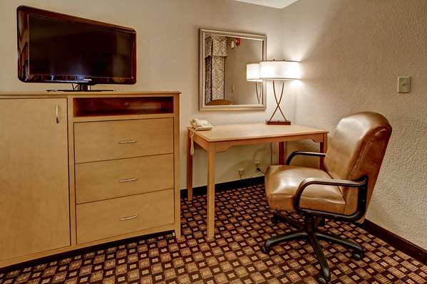  - Hampton Inn Brentwood - I-65, Exit 74