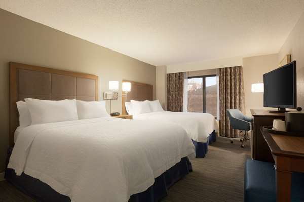  - Hampton Inn & Suites Downtown Nashville
