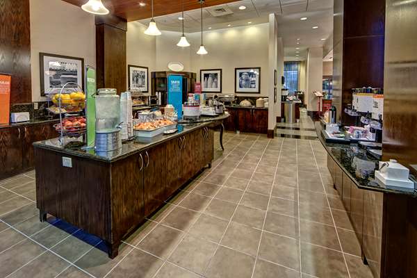 Amenities - Hampton Inn & Suites Downtown Nashville