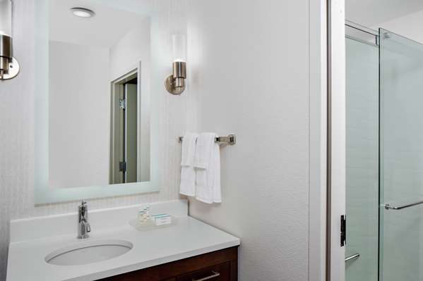  - Homewood Suites by Hilton Downtown Nashville