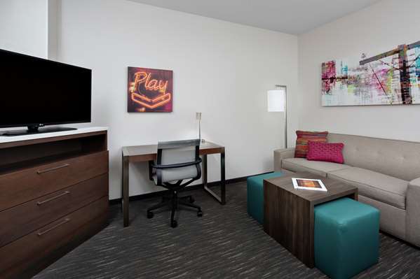  - Homewood Suites by Hilton Downtown Nashville