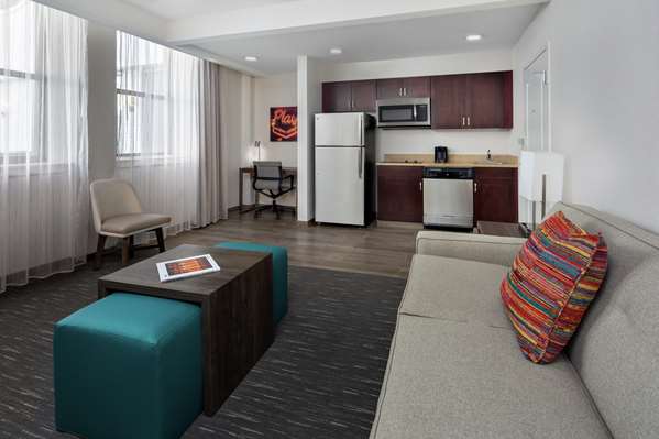  - Homewood Suites by Hilton Downtown Nashville