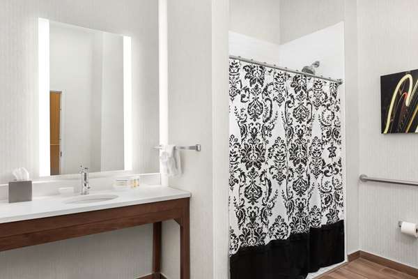  - Homewood Suites by Hilton Downtown Nashville