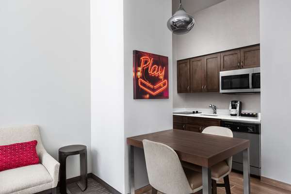  - Homewood Suites by Hilton Downtown Nashville