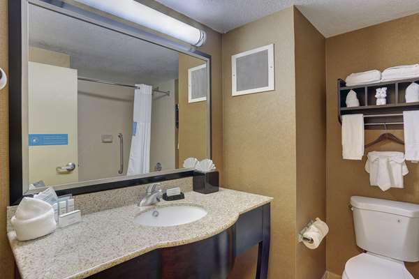  - Hampton Inn Antioch - I-24, Exit 60