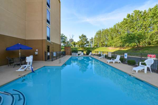 Pool - Hampton Inn Antioch - I-24, Exit 60