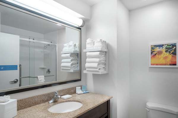  - Hampton Inn & Suites Franklin - I-65, Exit 68