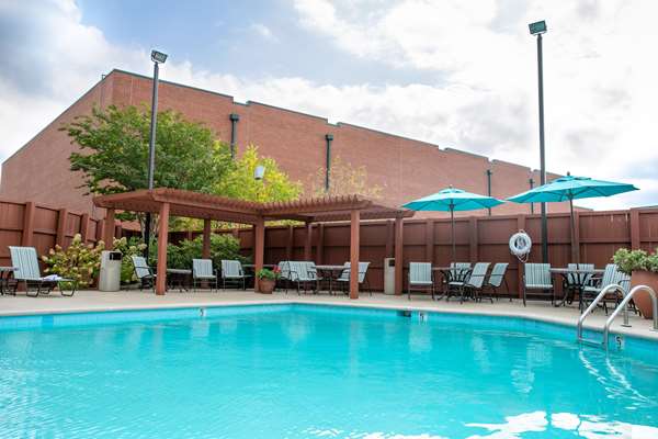 Pool - Hampton Inn & Suites Green Hills Nashville - I-440, Exit 3