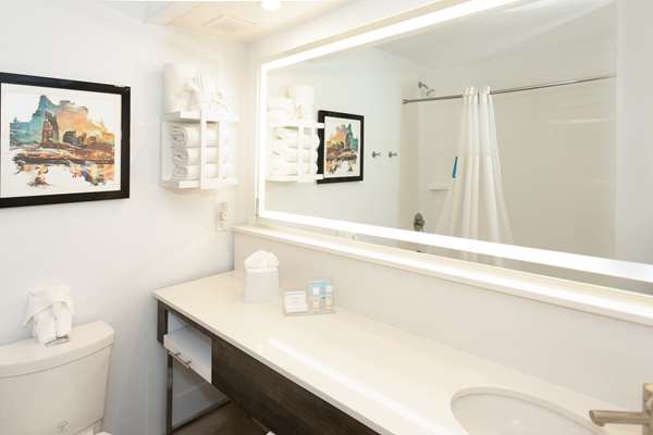  - Hampton Inn & Suites Green Hills Nashville - I-440, Exit 3