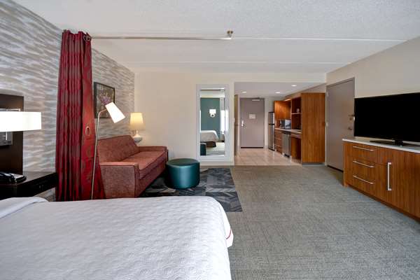  - Home2 Suites by Hilton Vanderbilt Nashville - I-40 & I-65, Exit 209