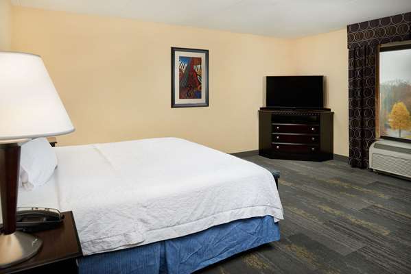  - Hampton Inn & Suites Mt Juliet - I-40, Exit 226 & 226A
