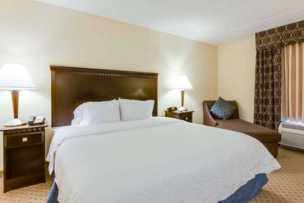  - Hampton Inn & Suites Mt Juliet - I-40, Exit 226 & 226A