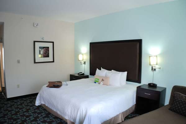  - Hampton Inn & Suites Opryland Nashville