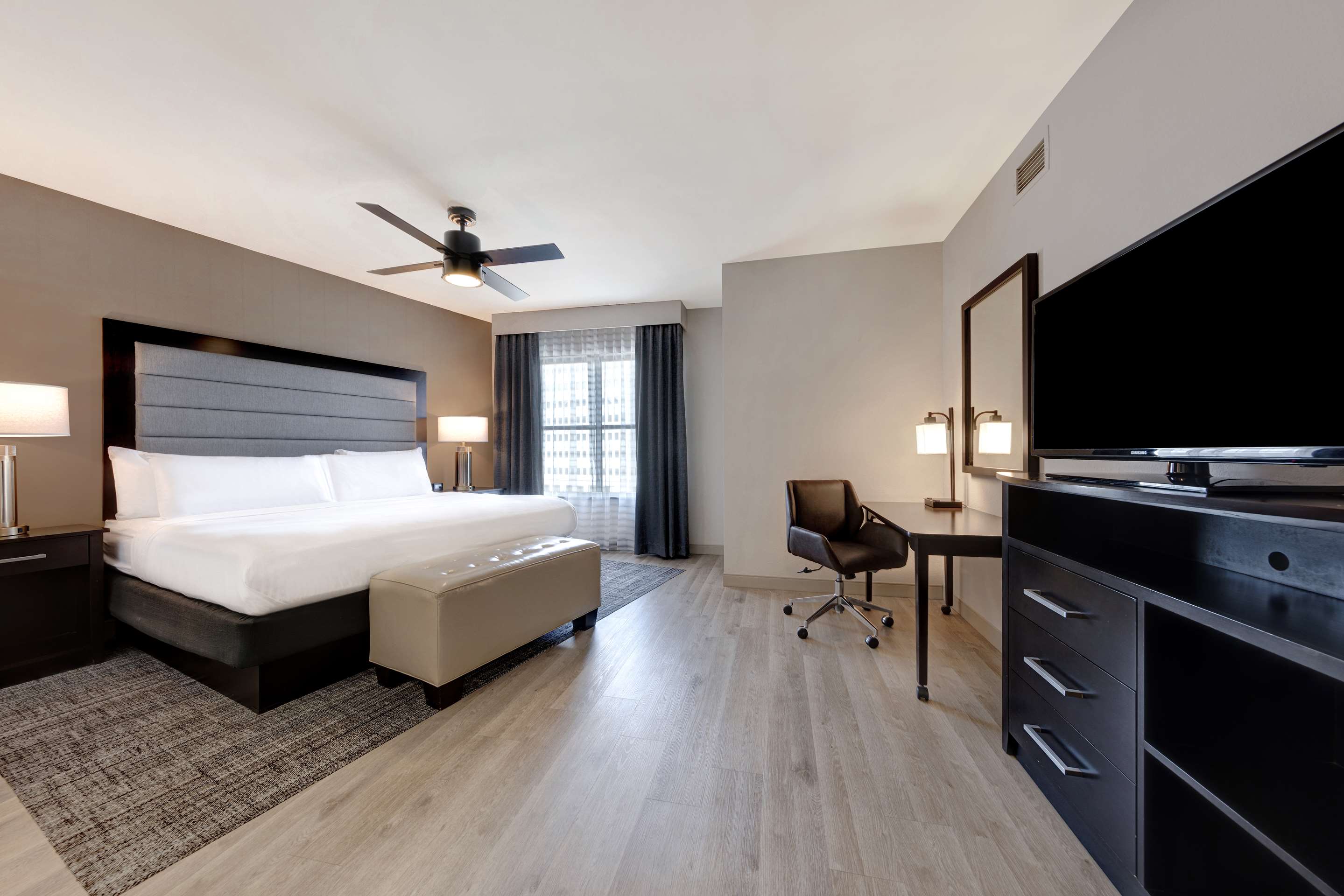 Guest room