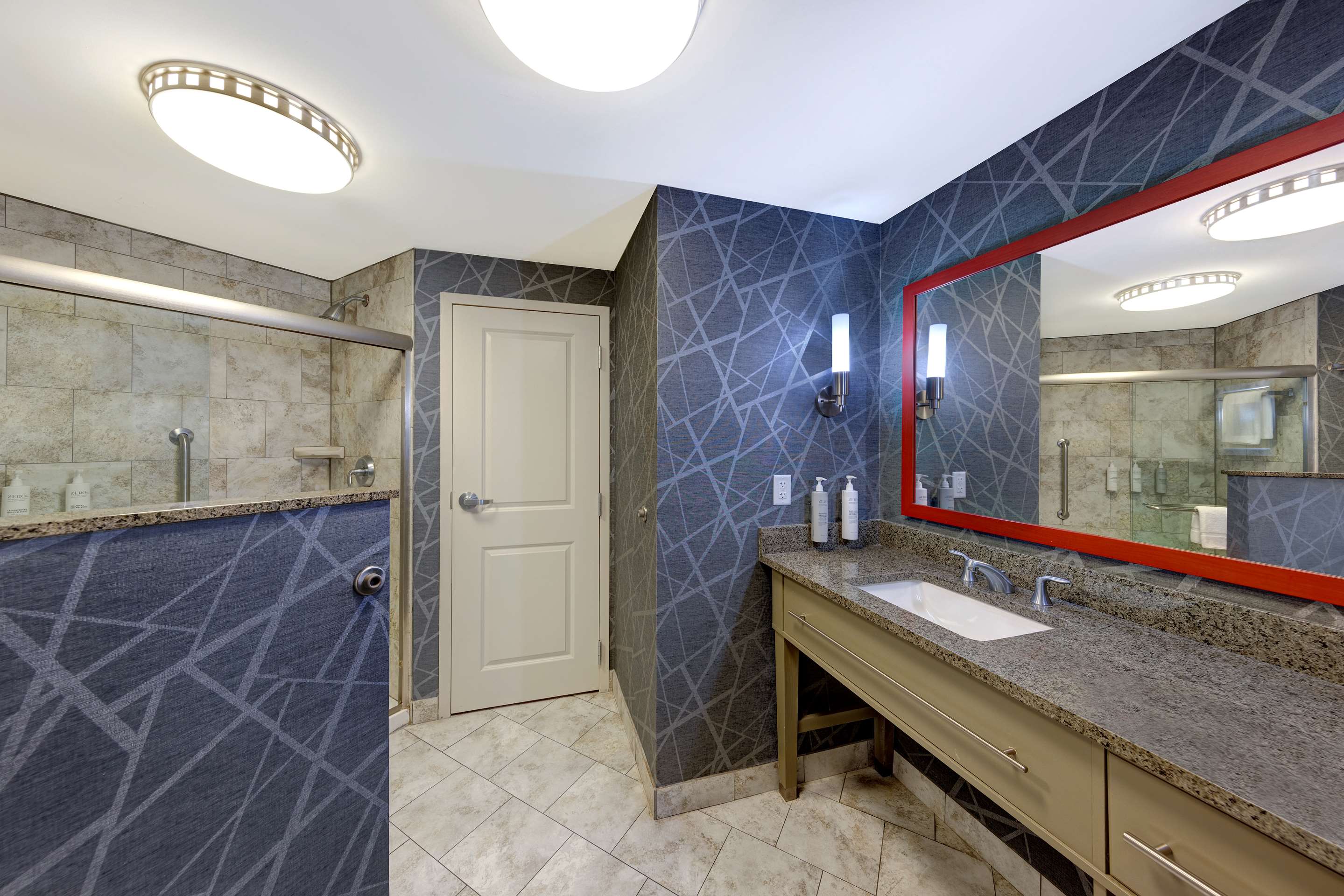Guest room bath