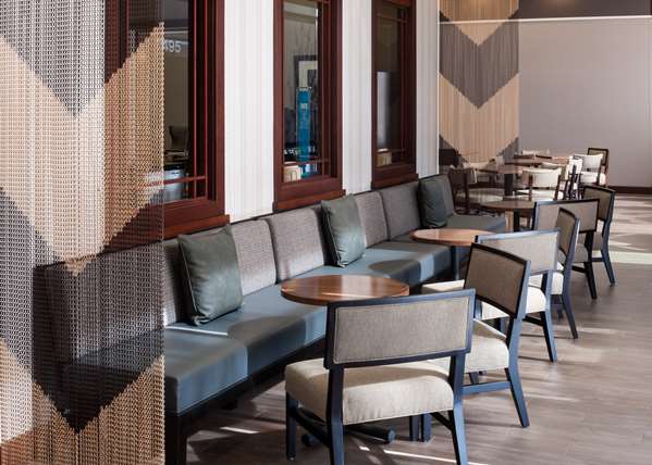 Amenities - Hampton Inn & Suites Downtown Boise