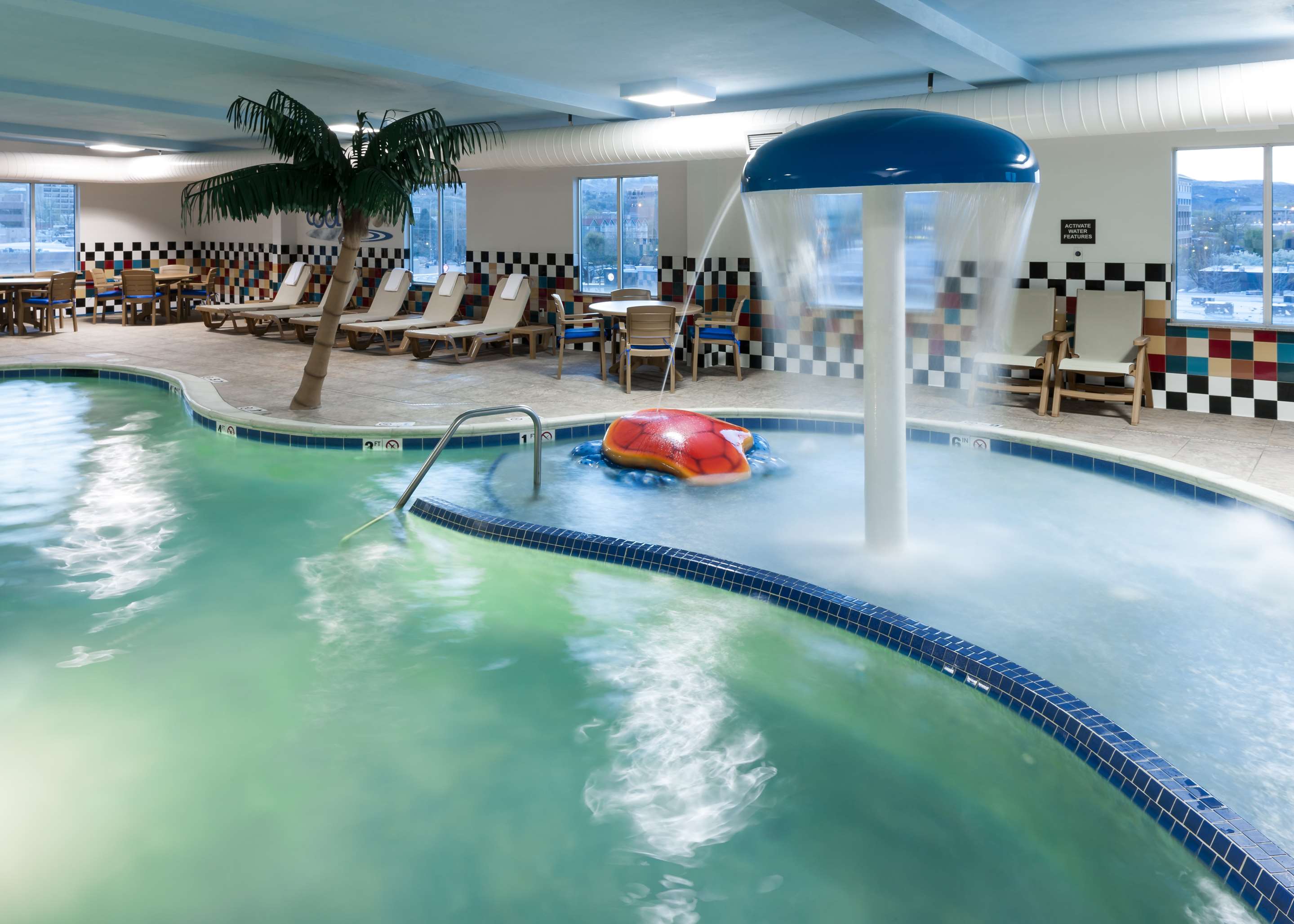 Pool | Hampton Inn & Suites Boise-Downtown