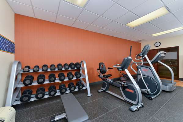 Fitness/ Exercise Room - Hampton Inn & Suites Meridian - I-84, Exit 46