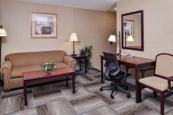  - Hampton Inn & Suites Meridian - I-84, Exit 46